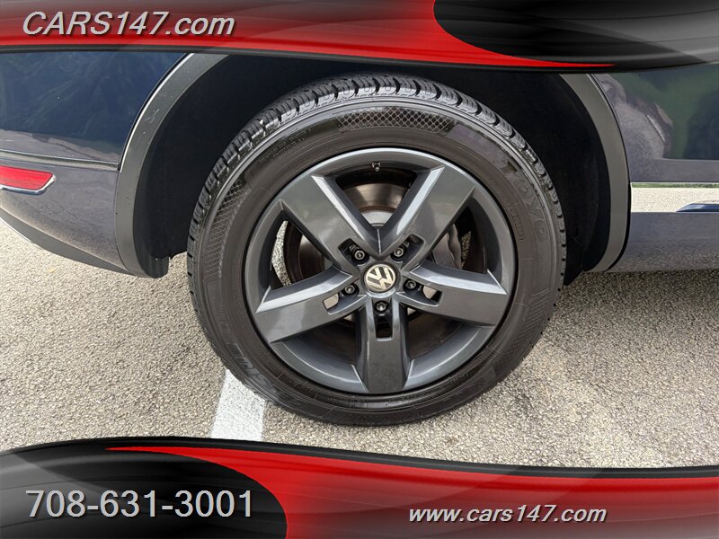 2012 Volkswagen Touareg TDI Lux - Photo 28 - Midlothian, IL 60445