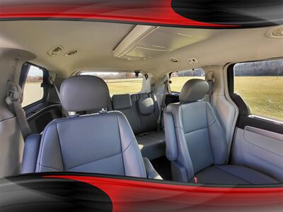 2012 Volkswagen Routan SE   - Photo 14 - Midlothian, IL 60445