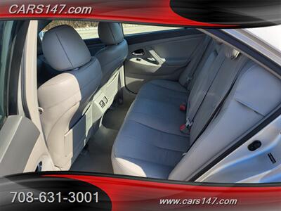 2009 Toyota Camry Hybrid   - Photo 13 - Midlothian, IL 60445