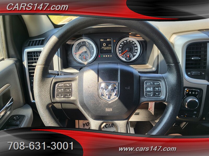 2014 Ram 1500 SLT photo 10