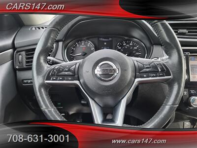 2017 Nissan Rogue SV   - Photo 16 - Midlothian, IL 60445