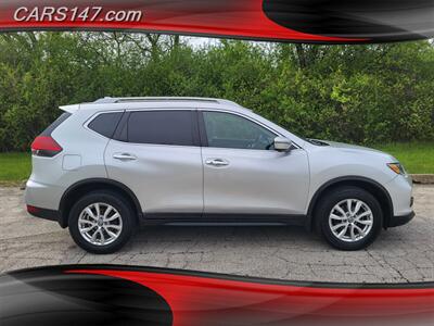 2017 Nissan Rogue SV   - Photo 6 - Midlothian, IL 60445