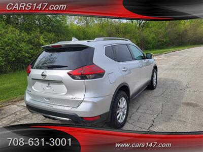 2017 Nissan Rogue SV   - Photo 7 - Midlothian, IL 60445