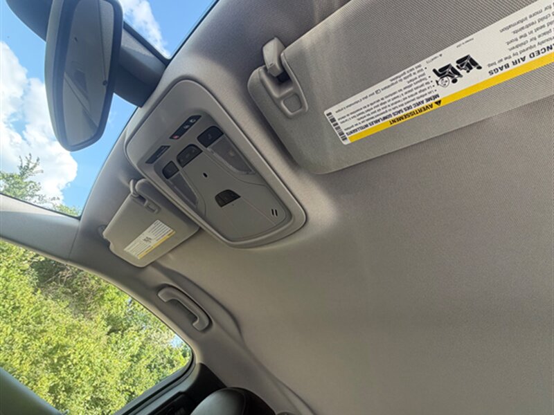 2014 Chevrolet Impala LT - Photo 15 - Midlothian, IL 60445