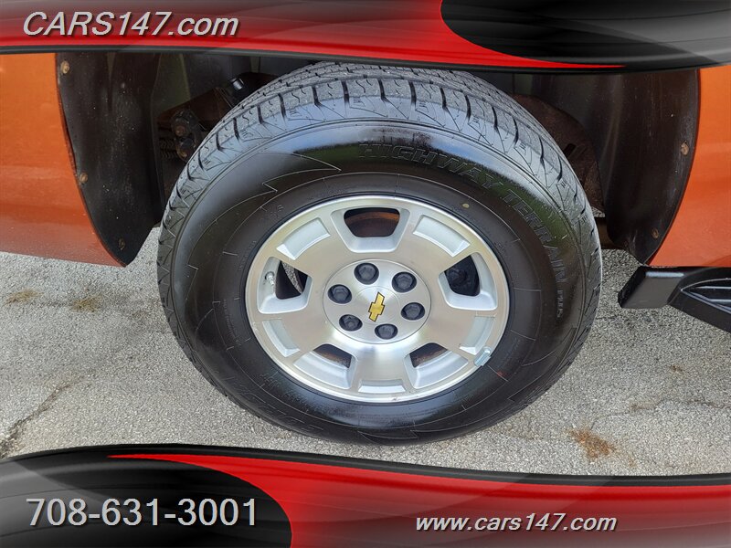 2007 Chevrolet Avalanche LT photo 25