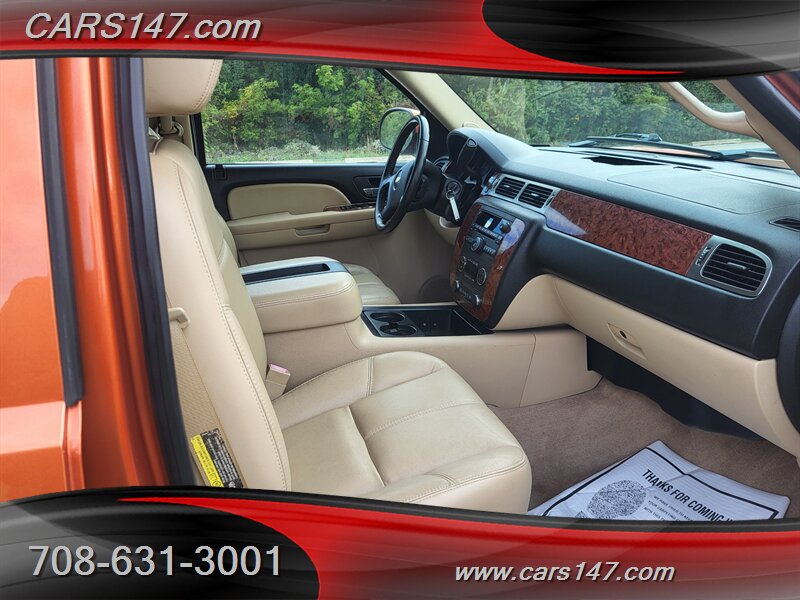 2007 Chevrolet Avalanche LT photo 12