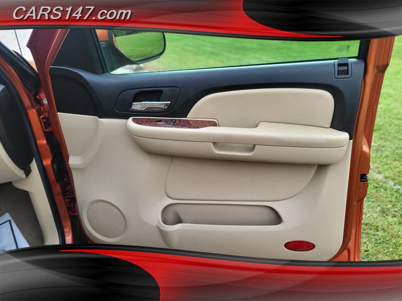 2007 Chevrolet Avalanche LT photo 18