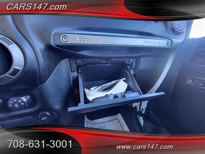 2015 Jeep Wrangler Unlimited Sport - Photo 21 - Midlothian, IL 60445