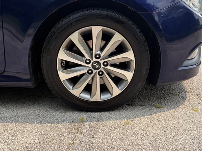 2014 Hyundai SONATA SE - Photo 24 - Midlothian, IL 60445