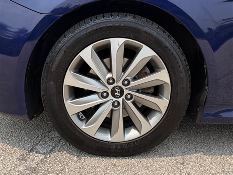 2014 Hyundai SONATA SE - Photo 22 - Midlothian, IL 60445