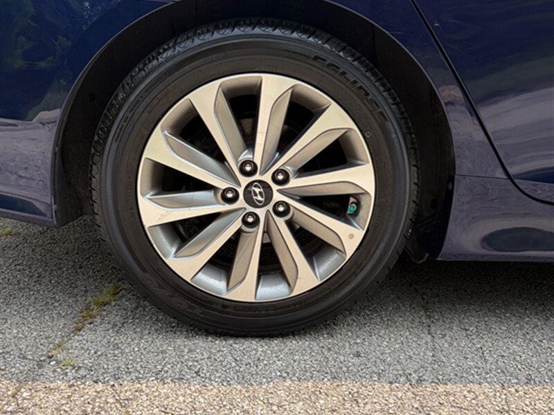 2014 Hyundai SONATA SE - Photo 23 - Midlothian, IL 60445