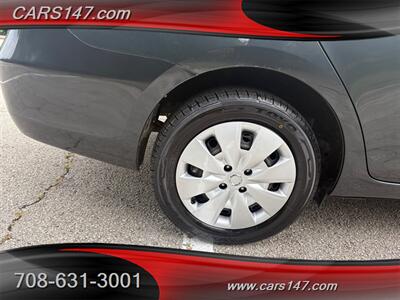 2011 Toyota Yaris - Photo 25 - Midlothian, IL 60445
