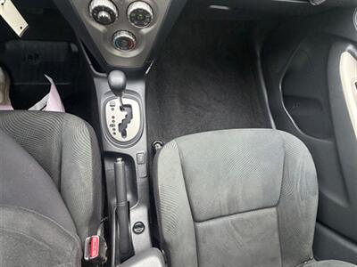 2011 Toyota Yaris - Photo 13 - Midlothian, IL 60445