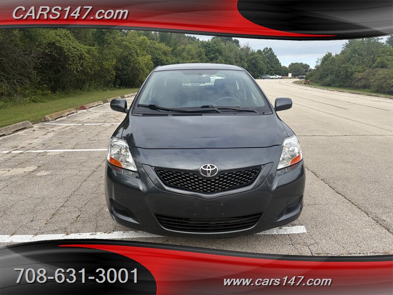 2011 Toyota Yaris - Photo 8 - Midlothian, IL 60445