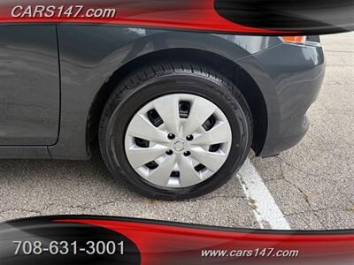 2011 Toyota Yaris - Photo 23 - Midlothian, IL 60445