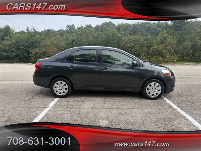 2011 Toyota Yaris - Photo 6 - Midlothian, IL 60445