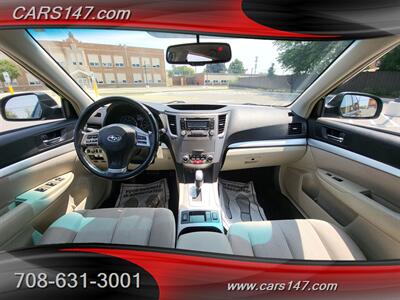 2013 Subaru Outback 2.5i Premium   - Photo 21 - Midlothian, IL 60445