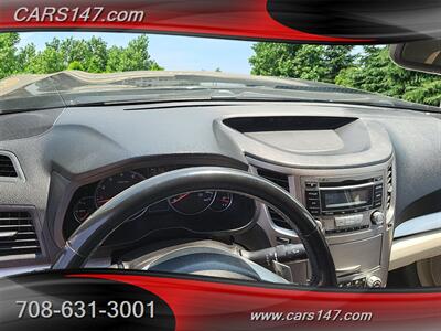 2013 Subaru Outback 2.5i Premium   - Photo 23 - Midlothian, IL 60445