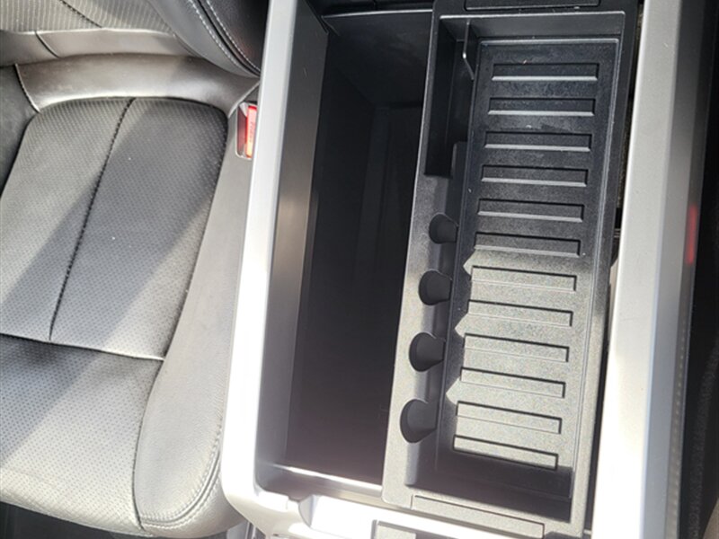 2013 Ford F-150 FX4 photo 24