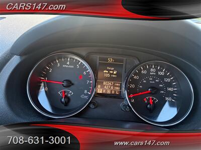 2012 Nissan Rogue SV - Photo 12 - Midlothian, IL 60445