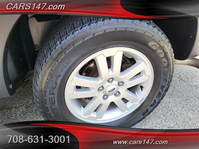 2010 Ford Explorer Sport Trac XLT   - Photo 8 - Midlothian, IL 60445