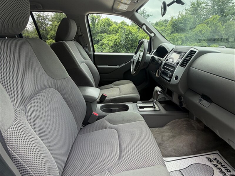 2016 Nissan Frontier SV - Photo 19 - Midlothian, IL 60445