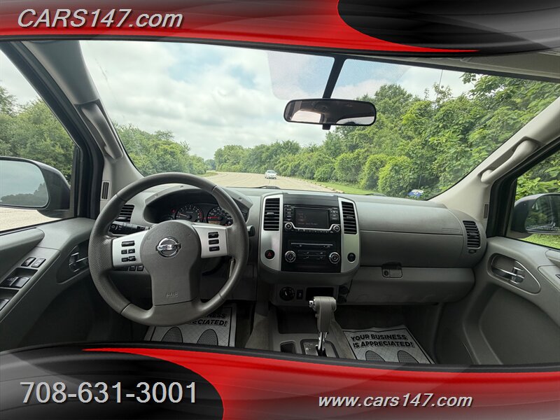 2016 Nissan Frontier SV - Photo 10 - Midlothian, IL 60445