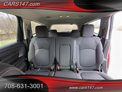2017 Chevrolet Traverse LT - Photo 16 - Midlothian, IL 60445