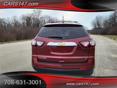 2017 Chevrolet Traverse LT - Photo 4 - Midlothian, IL 60445