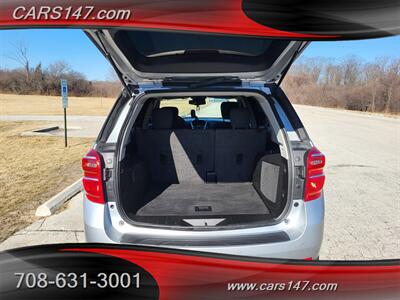 2017 Chevrolet Equinox LT   - Photo 10 - Midlothian, IL 60445