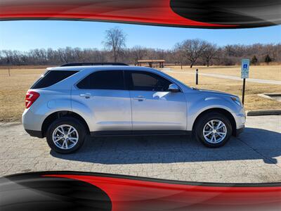 2017 Chevrolet Equinox LT   - Photo 6 - Midlothian, IL 60445