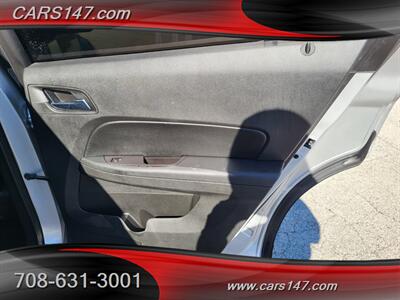 2017 Chevrolet Equinox LT   - Photo 26 - Midlothian, IL 60445