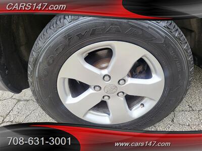 2012 Jeep Grand Cherokee Limited - Photo 29 - Midlothian, IL 60445