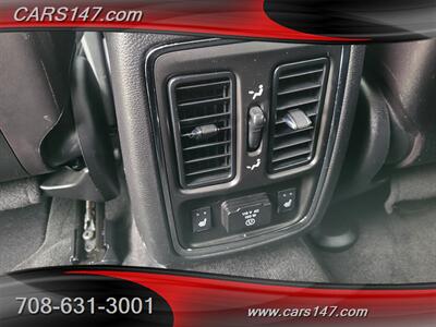 2012 Jeep Grand Cherokee Limited - Photo 23 - Midlothian, IL 60445