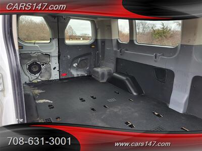 2015 Ford Transit 350 XL   - Photo 12 - Midlothian, IL 60445
