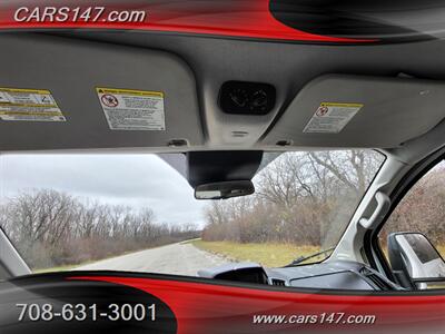 2015 Ford Transit 350 XL   - Photo 19 - Midlothian, IL 60445