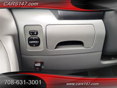 2009 Toyota Camry LE   - Photo 18 - Midlothian, IL 60445