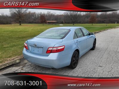 2009 Toyota Camry LE   - Photo 7 - Midlothian, IL 60445