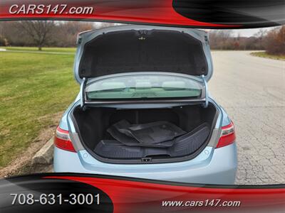 2009 Toyota Camry LE   - Photo 6 - Midlothian, IL 60445