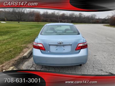 2009 Toyota Camry LE   - Photo 8 - Midlothian, IL 60445