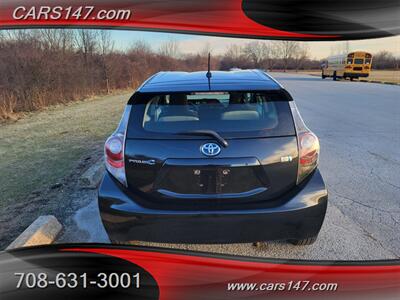 2013 Toyota Prius c One   - Photo 8 - Midlothian, IL 60445