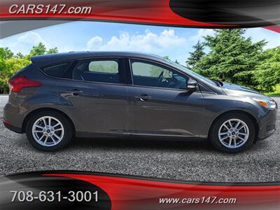 2016 Ford Focus SE   - Photo 6 - Midlothian, IL 60445