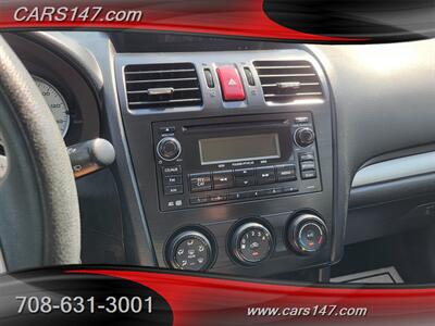 2014 Subaru Impreza 2.0i Premium   - Photo 11 - Midlothian, IL 60445