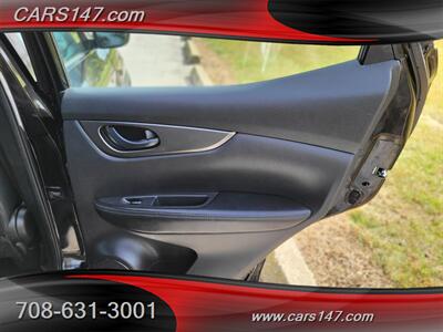 2017 Nissan Rogue Sport S   - Photo 21 - Midlothian, IL 60445