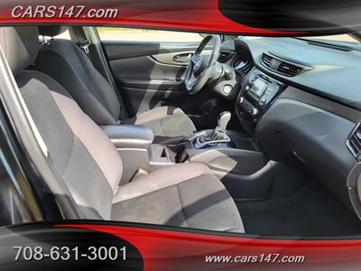 2017 Nissan Rogue Sport S   - Photo 17 - Midlothian, IL 60445