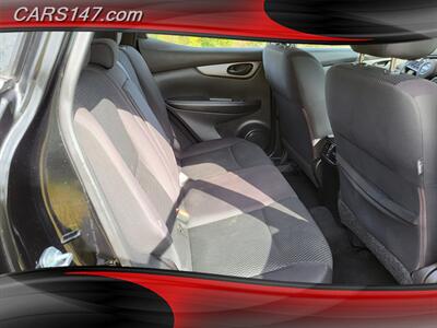 2017 Nissan Rogue Sport S   - Photo 19 - Midlothian, IL 60445