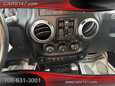 2012 Jeep Wrangler Unlimited Sport - Photo 18 - Midlothian, IL 60445