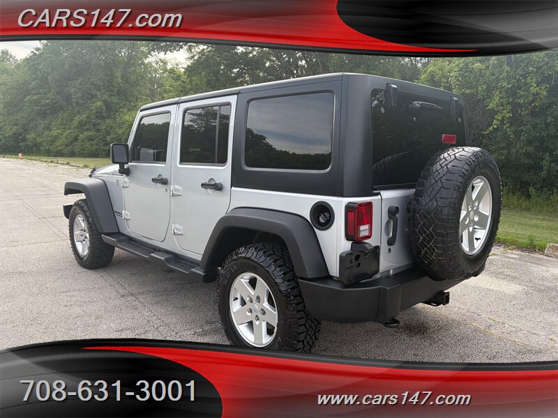 2012 Jeep Wrangler Unlimited Sport - Photo 3 - Midlothian, IL 60445