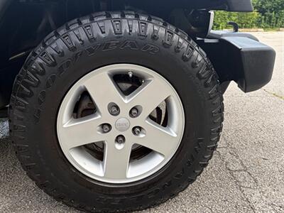 2012 Jeep Wrangler Unlimited Sport - Photo 27 - Midlothian, IL 60445