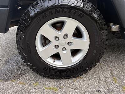 2012 Jeep Wrangler Unlimited Sport - Photo 26 - Midlothian, IL 60445